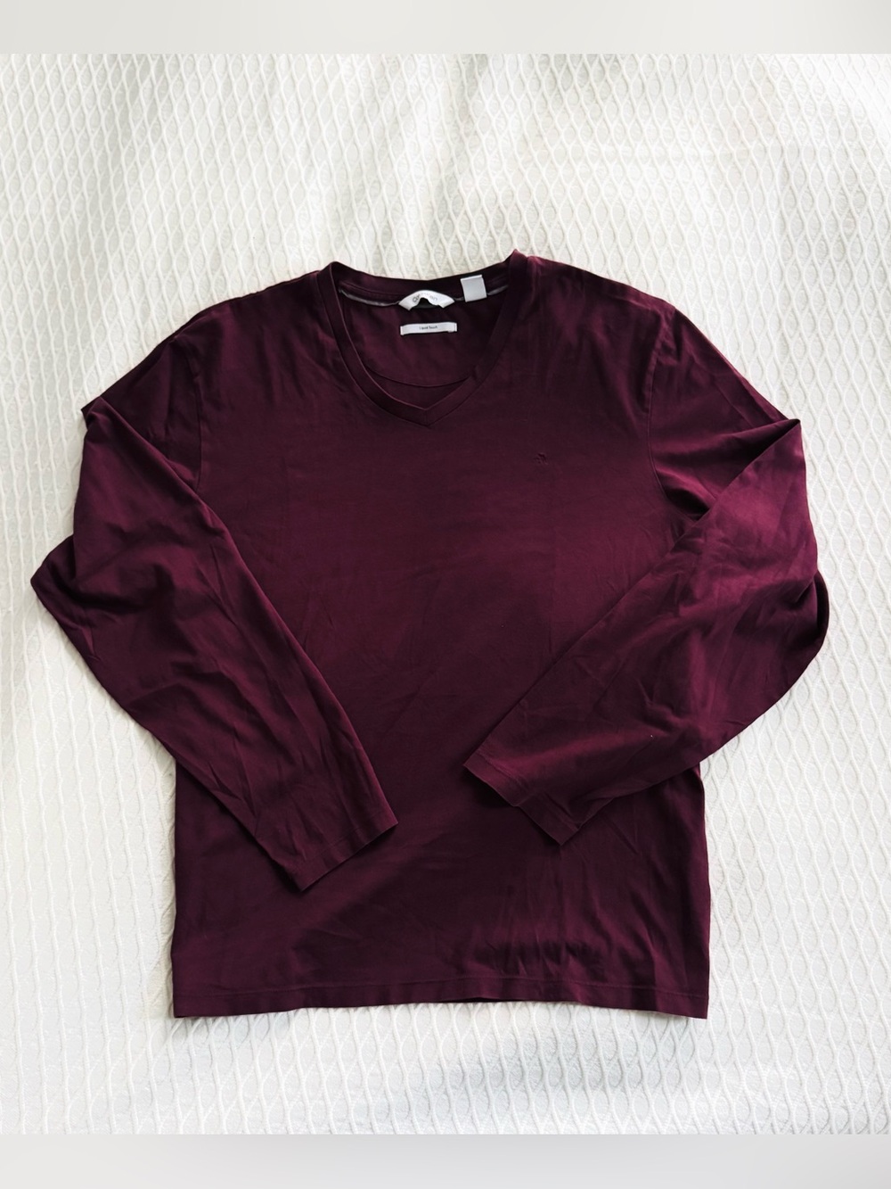 Calvin Klein Men's Long Sleeve V-Neck Shirt - Deep Burgundy
